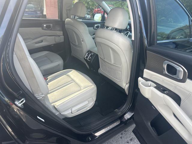 used 2022 Kia Sorento Plug-In Hybrid car, priced at $32,000