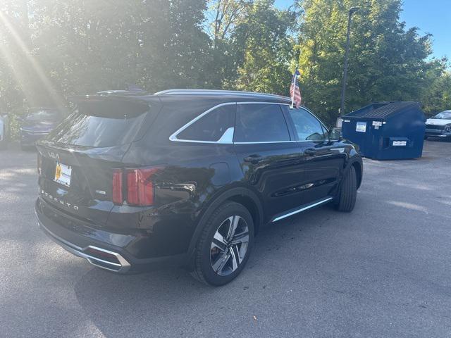 used 2022 Kia Sorento Plug-In Hybrid car, priced at $32,000