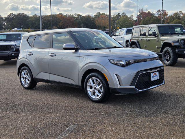 used 2024 Kia Soul car, priced at $17,498