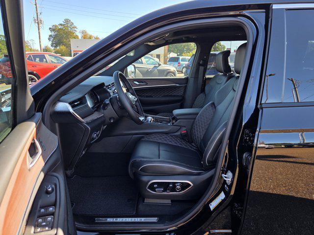 new 2025 Jeep Grand Cherokee L car, priced at $56,495