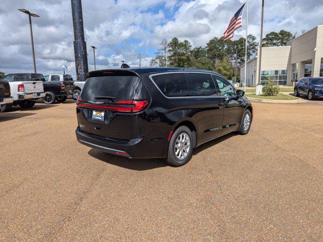 new 2025 Chrysler Pacifica car, priced at $41,499