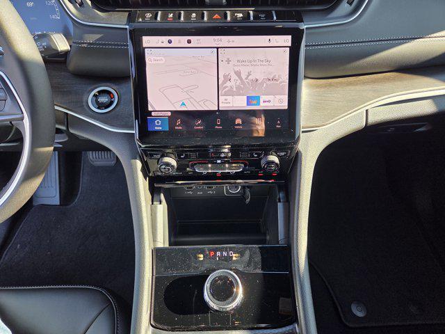 new 2025 Jeep Grand Cherokee L car, priced at $41,404