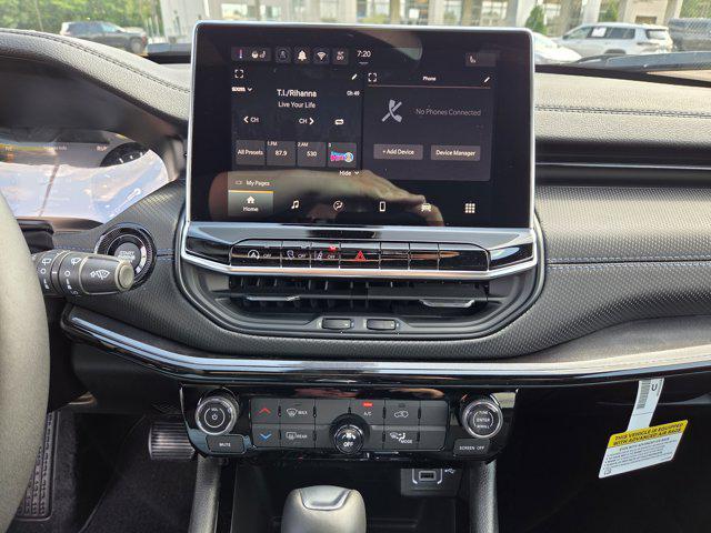 new 2025 Jeep Compass car, priced at $29,997