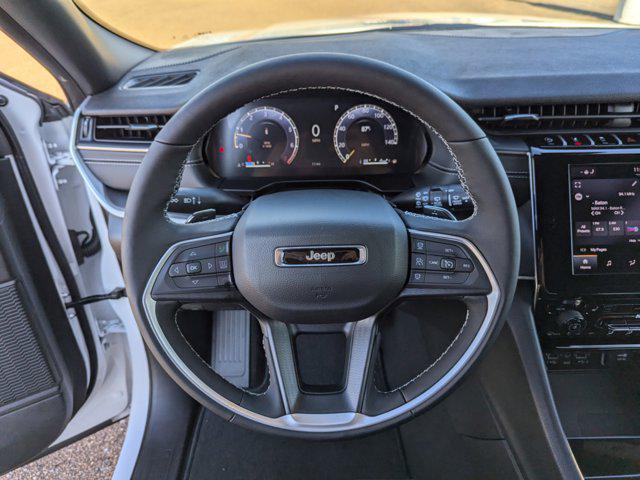 new 2025 Jeep Grand Cherokee car, priced at $39,978