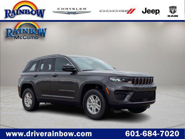 new 2025 Jeep Grand Cherokee car, priced at $37,997