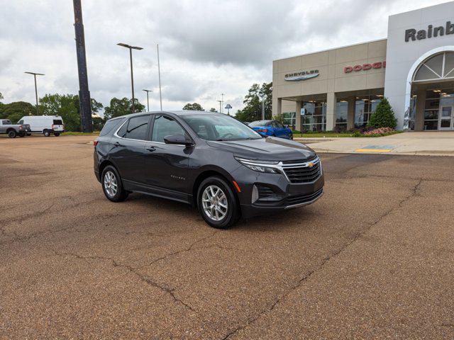 used 2023 Chevrolet Equinox car, priced at $25,999