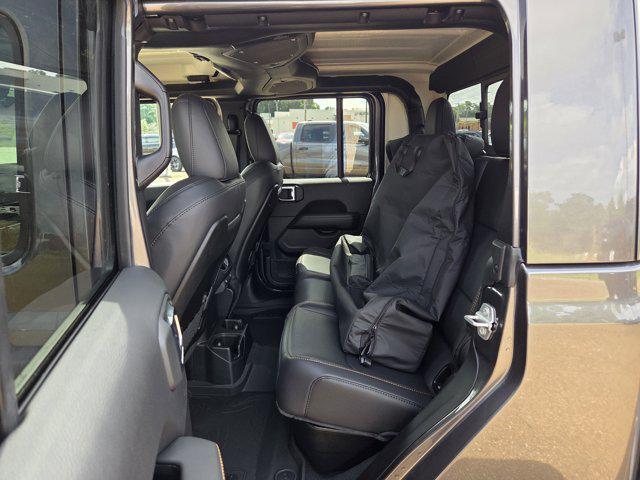new 2025 Jeep Gladiator car, priced at $41,965