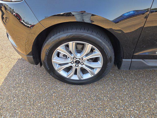 used 2024 Ford Edge car, priced at $25,477