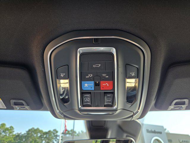 new 2025 Jeep Grand Cherokee L car, priced at $43,975