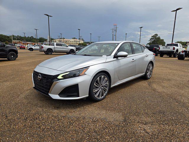used 2023 Nissan Altima car, priced at $22,741