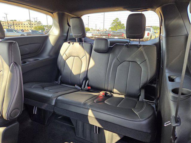 new 2025 Chrysler Voyager car, priced at $40,113