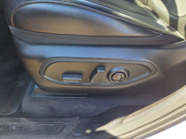 used 2023 Jeep Grand Cherokee L car, priced at $28,997