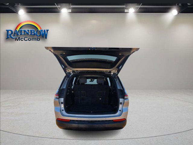 used 2023 Jeep Grand Cherokee L car, priced at $28,997