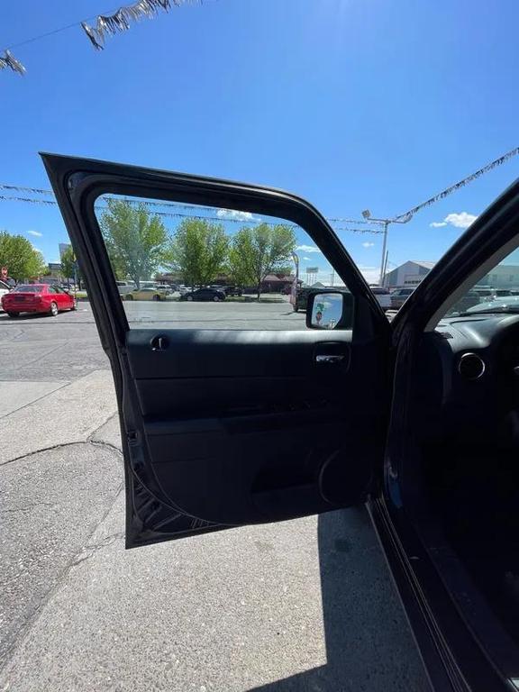 used 2014 Jeep Patriot car, priced at $10,377