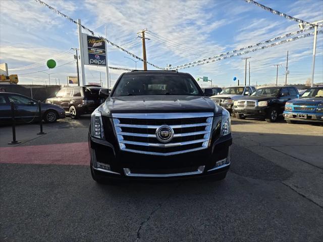 used 2015 Cadillac Escalade ESV car, priced at $16,777