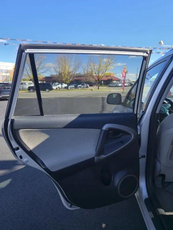 used 2007 Toyota RAV4 car, priced at $7,777