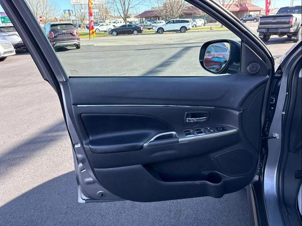 used 2018 Mitsubishi Outlander Sport car