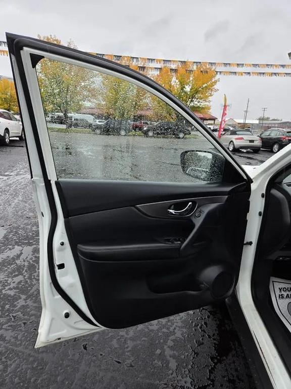 used 2016 Nissan Rogue car, priced at $10,977