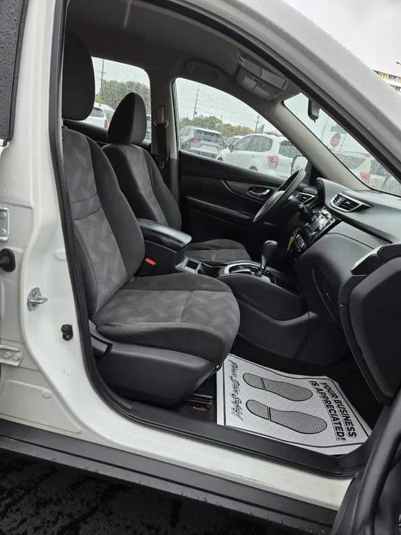 used 2016 Nissan Rogue car, priced at $10,977
