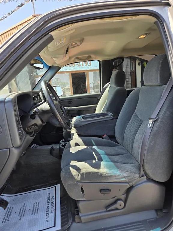 used 2004 Chevrolet Silverado 2500 car, priced at $15,977