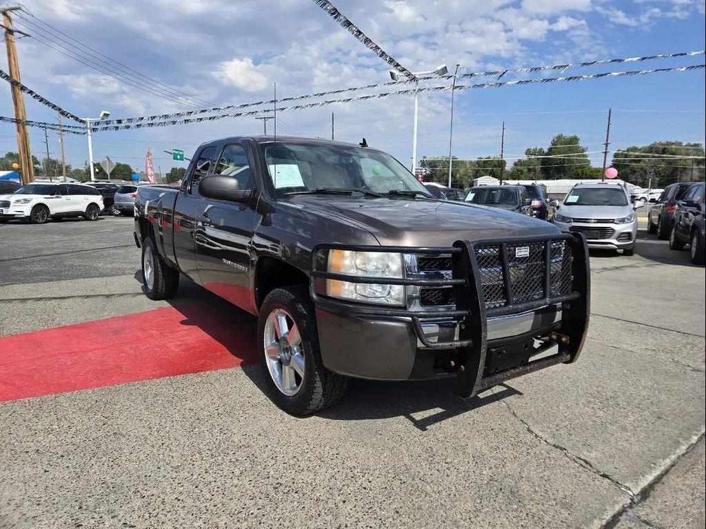 used 2007 Chevrolet Silverado 1500 car, priced at $7,977