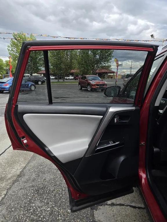 used 2018 Toyota RAV4 Hybrid car, priced at $22,777