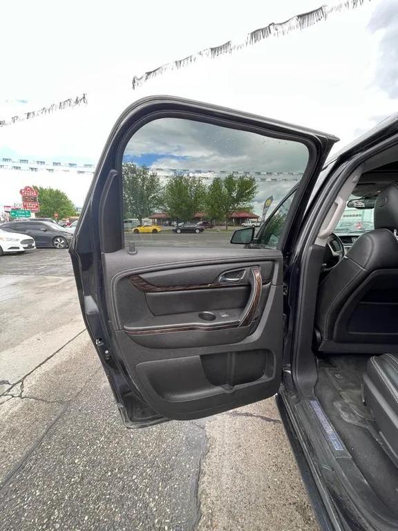 used 2015 GMC Acadia car, priced at $7,777