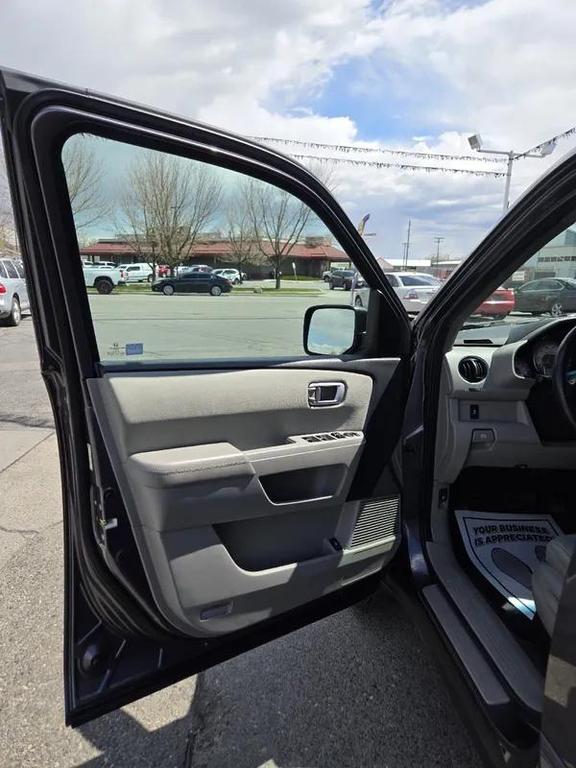 used 2015 Honda Pilot car, priced at $9,377