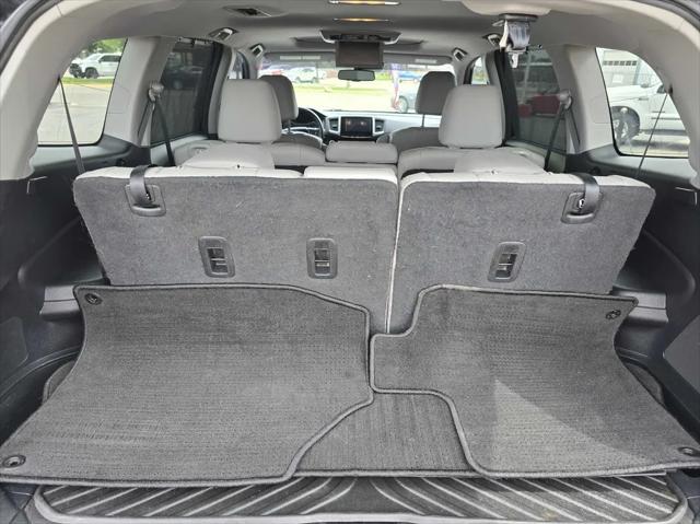 used 2017 Honda Pilot car, priced at $17,777