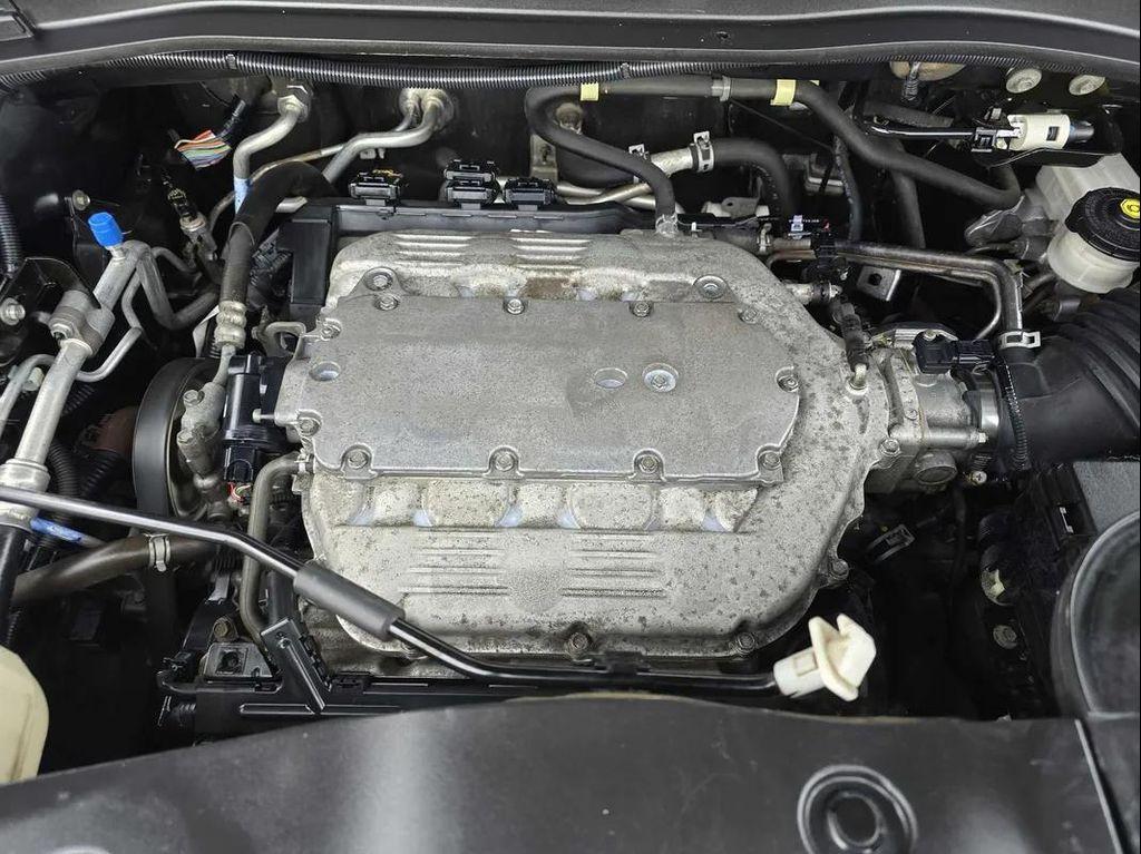 used 2014 Honda Pilot car, priced at $7,777