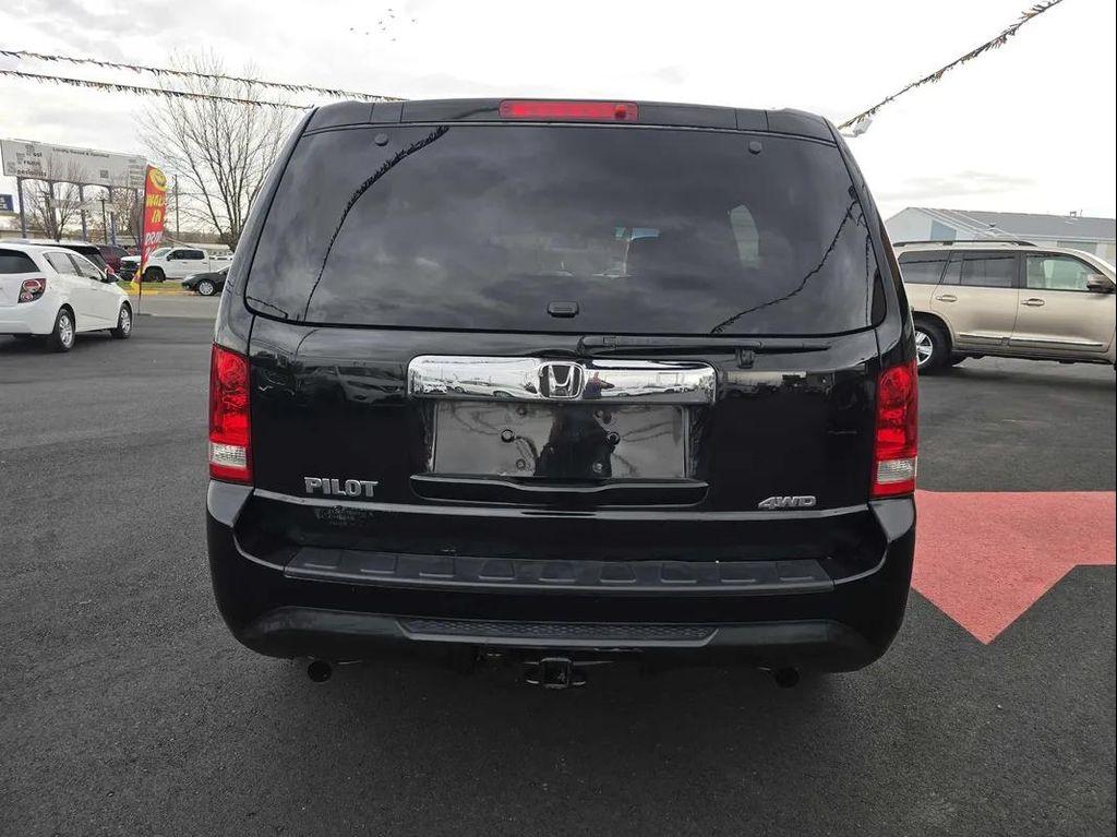 used 2014 Honda Pilot car, priced at $7,777
