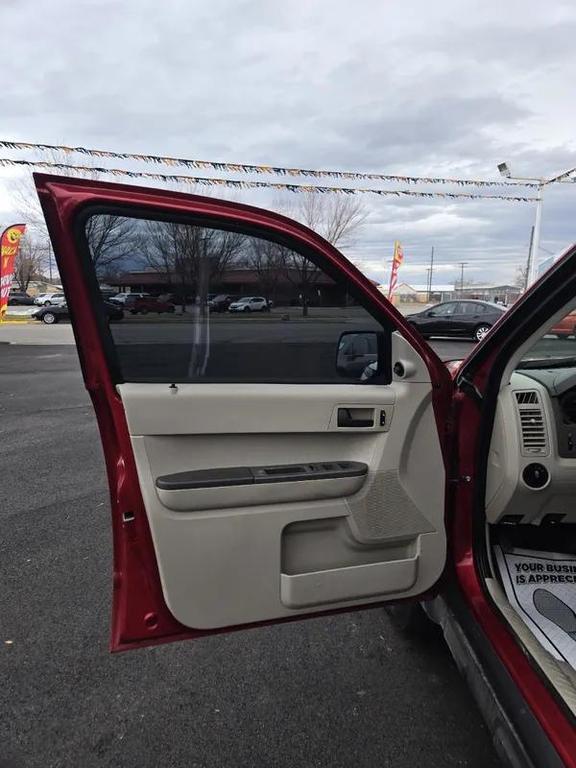 used 2009 Ford Escape car, priced at $6,977