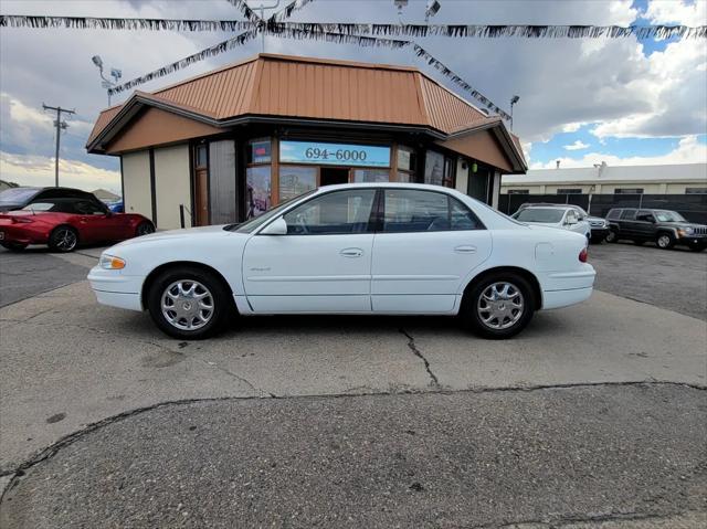 used 2000 Buick Regal car, priced at $10,977