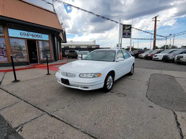 used 2000 Buick Regal car, priced at $10,977