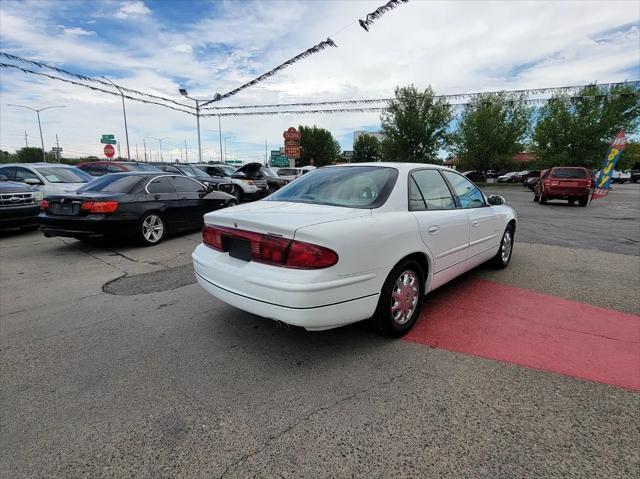 used 2000 Buick Regal car, priced at $10,977