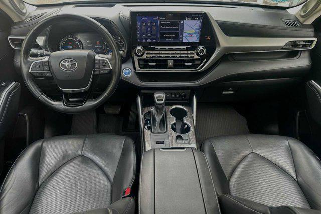 used 2021 Toyota Highlander Hybrid car, priced at $37,000