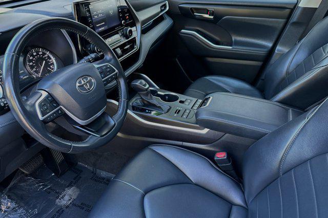 used 2022 Toyota Highlander car, priced at $36,000