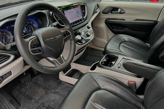 used 2022 Chrysler Pacifica car, priced at $25,000