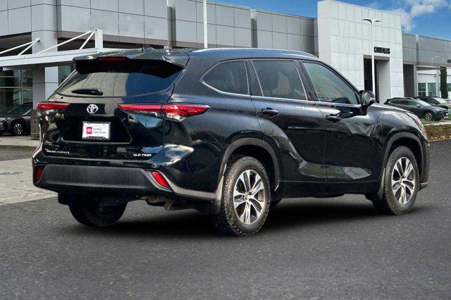 used 2021 Toyota Highlander car, priced at $34,750