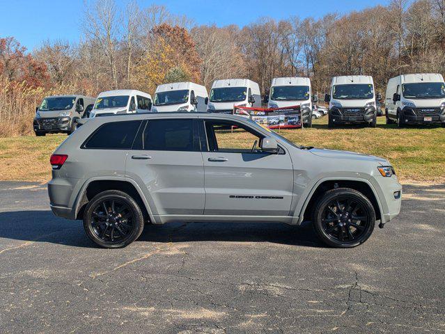 used 2022 Jeep Grand Cherokee car, priced at $30,900