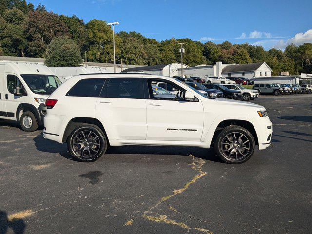 used 2021 Jeep Grand Cherokee car, priced at $39,900