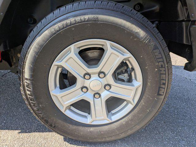 used 2022 Jeep Wrangler Unlimited car, priced at $32,900