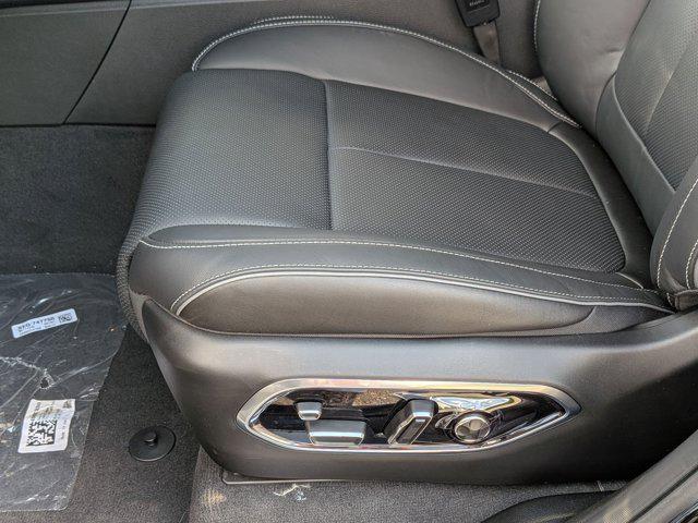 new 2025 Jeep Grand Cherokee car, priced at $63,365