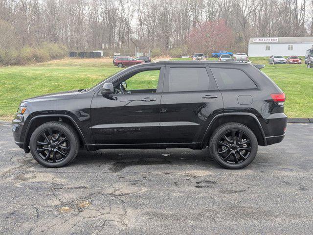 used 2022 Jeep Grand Cherokee car, priced at $32,900
