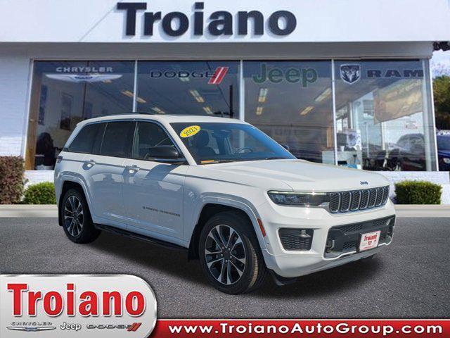 used 2023 Jeep Grand Cherokee car, priced at $39,900