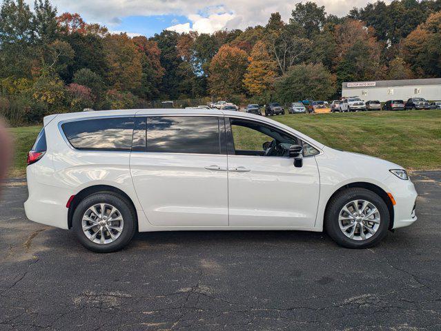 new 2025 Chrysler Pacifica car, priced at $49,035