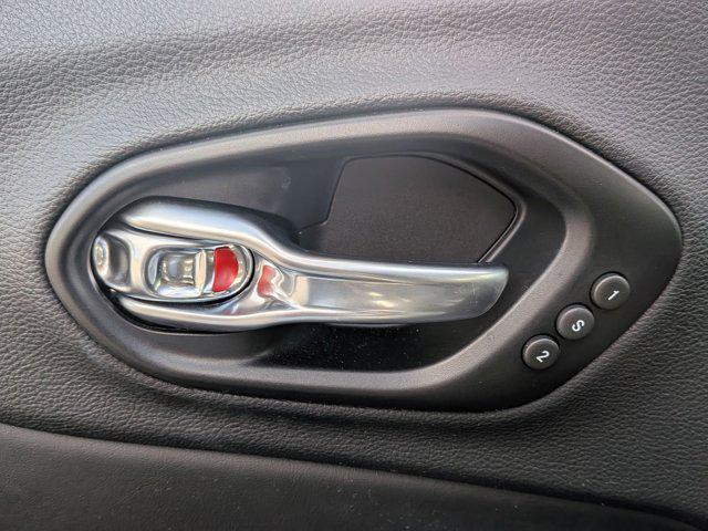 used 2022 Jeep Cherokee car, priced at $30,900
