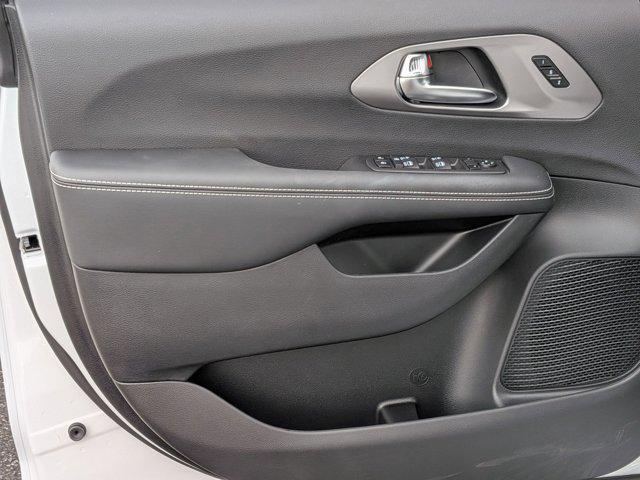 new 2026 Chrysler Pacifica car