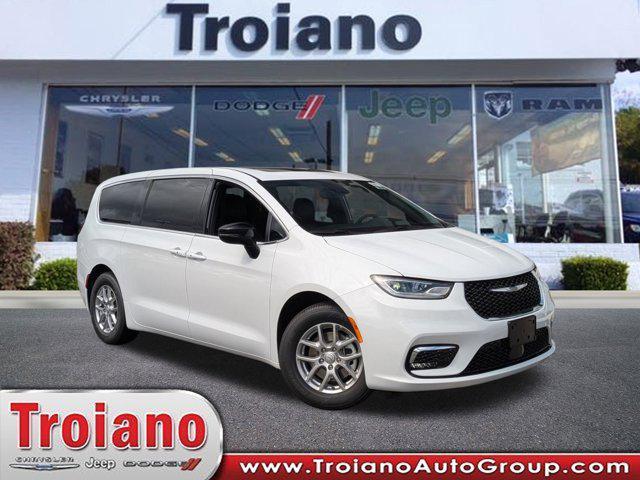 new 2026 Chrysler Pacifica car