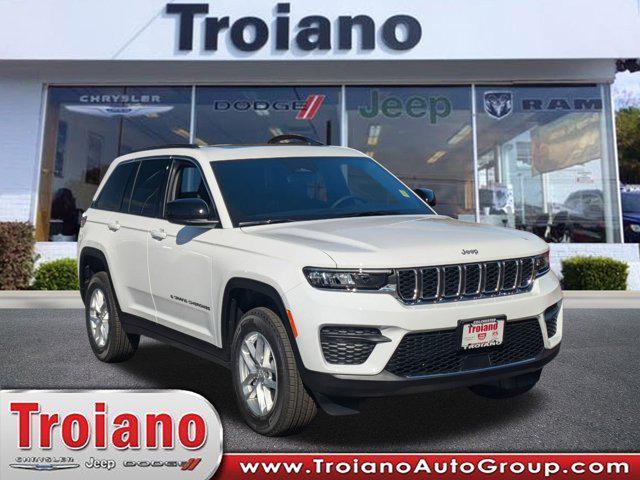 new 2025 Jeep Grand Cherokee car, priced at $42,547